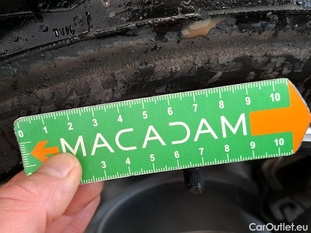  Bmw  Serie 1 Série 1 Berline 116d Sport 1.5 115CV BVA8 E6 #10