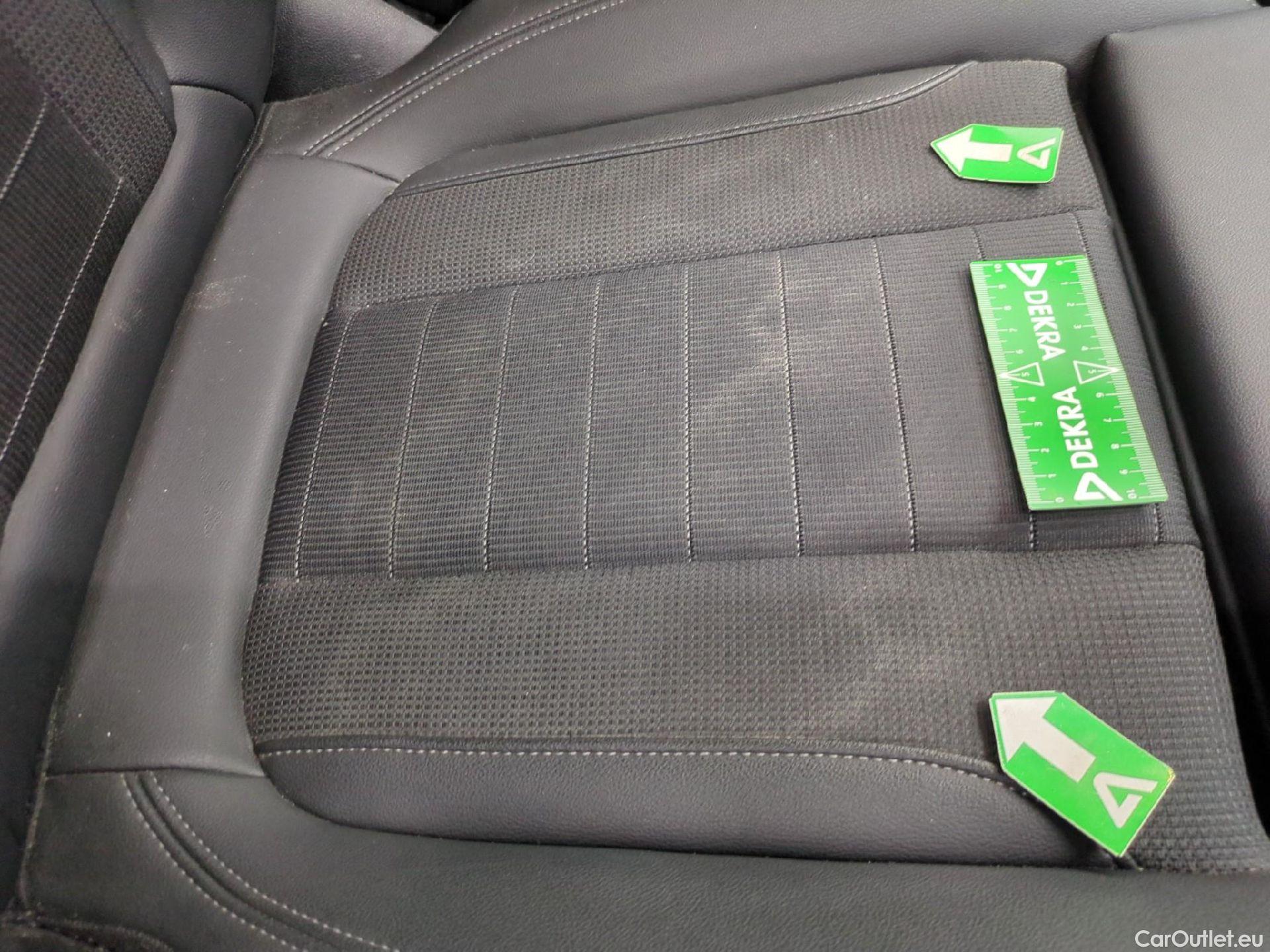  Bmw  Serie 3 BMW Série 3 Touring / 2022 / 5P / Break 320e 204ch Business Design BVA8 Hybride #2