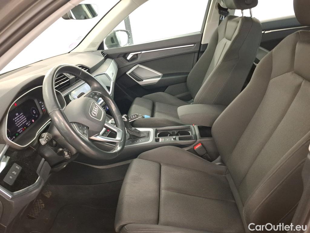  Audi  Q3 AUDI  / 2018 / 5P / SUV 45 TFSI E 245 S TRONIC BUSINESS LINE #10