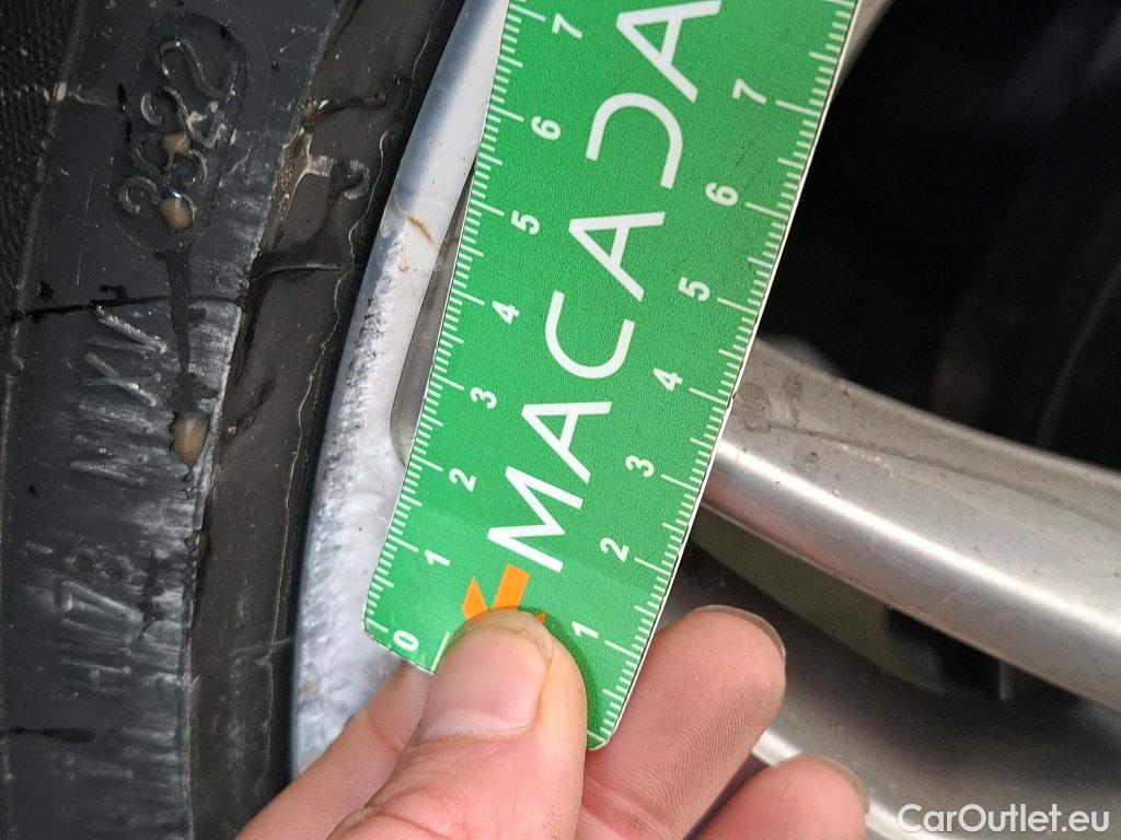  Bmw  X1 BMW  / 2019 / 5P / SUV sDrive18d Business Design BVA8 #13