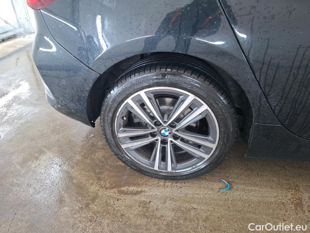  Bmw  Serie 1 BMW Série 1 / 2019 / 5P / Berline 1.5 116D DKG7 Business Design #12