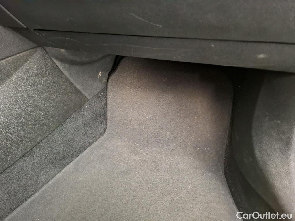  Bmw  Serie 2 Série 2 Gran Tourer 216d Lounge 1.5 115CV BVA7 E6d #16