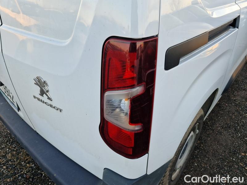  Peugeot  Partner   (2018) Par.1.5BHDI 100 L1 Act.1000 4d #17
