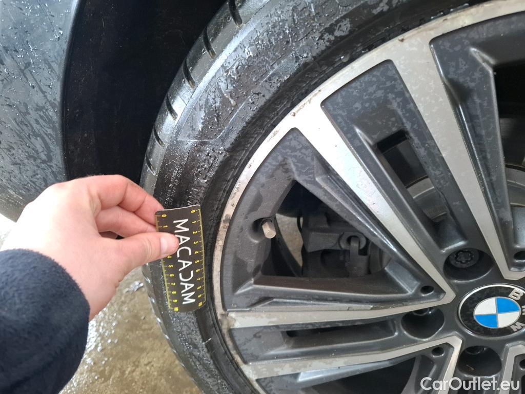  Bmw  Serie 1 BMW Série 1 / 2019 / 5P / Berline 1.5 116D DKG7 Business Design #14