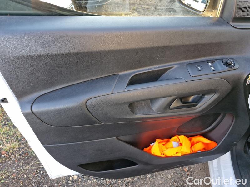  Peugeot  Partner   (2018) Par.1.5BHDI 100 L1 Act.1000 4d #23