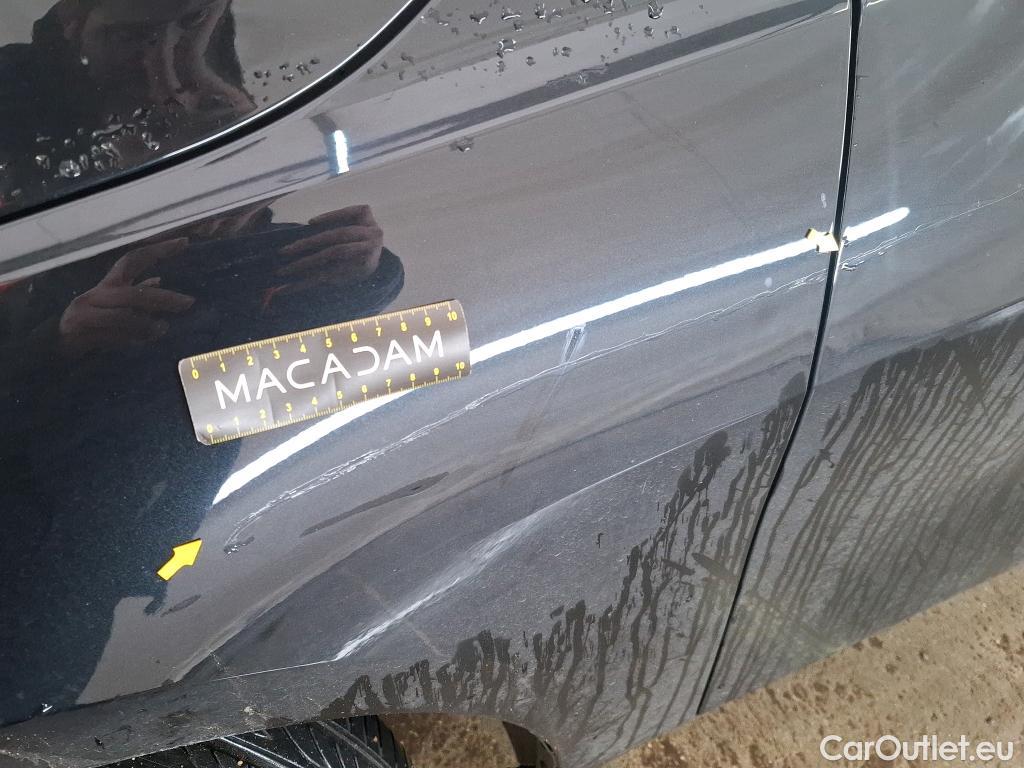  Bmw  Serie 1 BMW Série 1 / 2019 / 5P / Berline 1.5 116D DKG7 Business Design #25