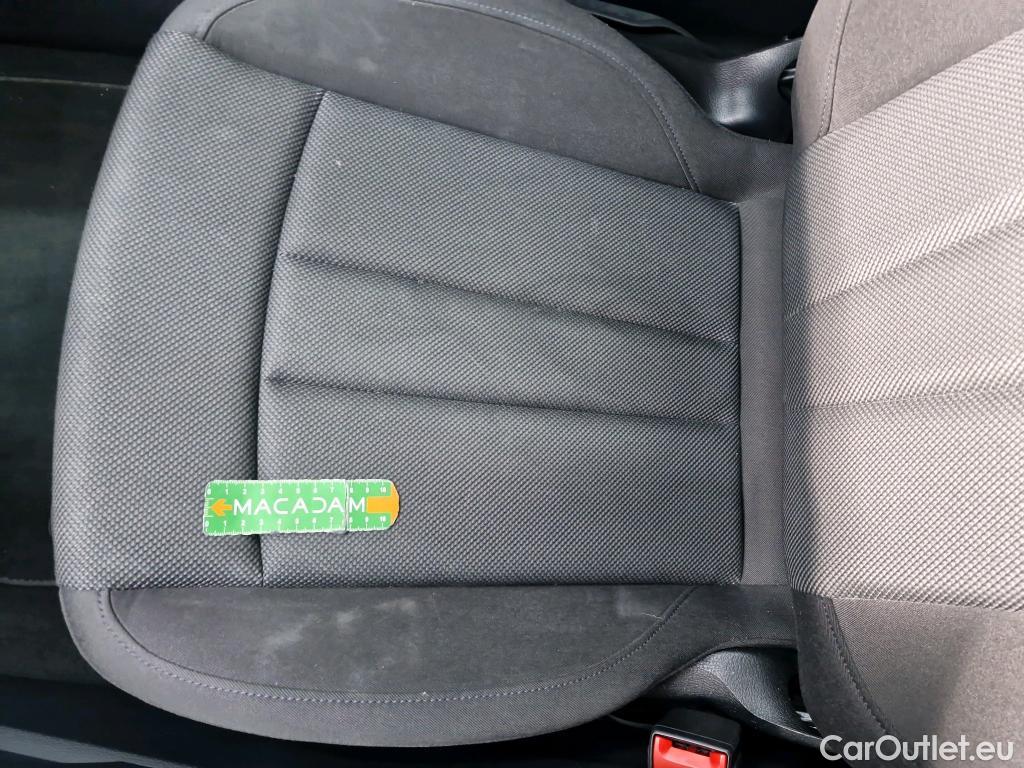  Audi  A4 AUDI  / 2019 / 4P / Berline 35 TFSI 150 S tronic Business Line #13