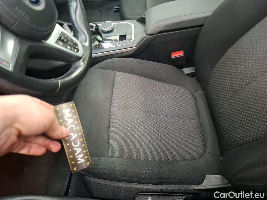  Bmw  Serie 1 BMW Série 1 / 2019 / 5P / Berline 1.5 116D DKG7 Business Design #41