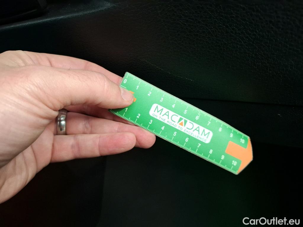  Bmw  Serie 2 Série 2 Gran Tourer 216d Lounge 1.5 115CV BVA7 E6d #15