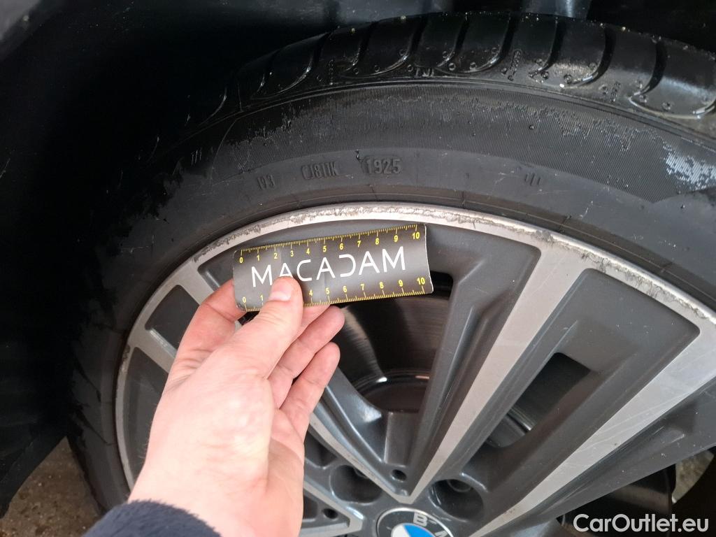  Bmw  Serie 1 BMW Série 1 / 2019 / 5P / Berline 1.5 116D DKG7 Business Design #28