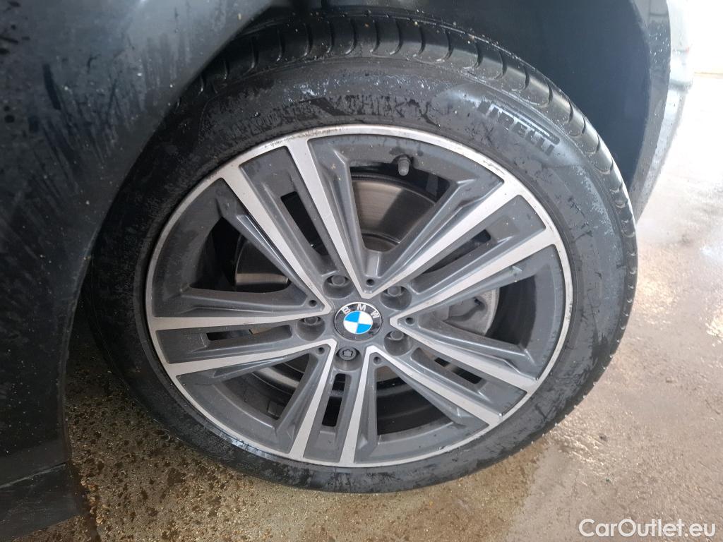  Bmw  Serie 1 BMW Série 1 / 2019 / 5P / Berline 1.5 116D DKG7 Business Design #31