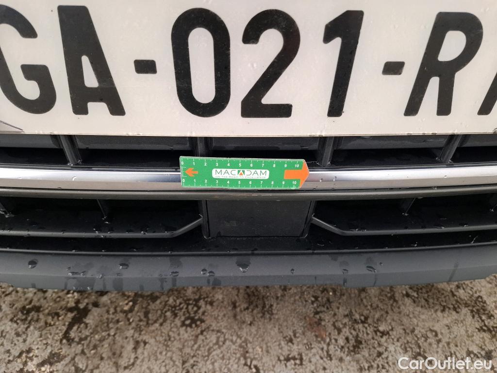  Audi  Q3 AUDI  / 2018 / 5P / SUV 45 TFSI E 245 S TRONIC BUSINESS LINE #4