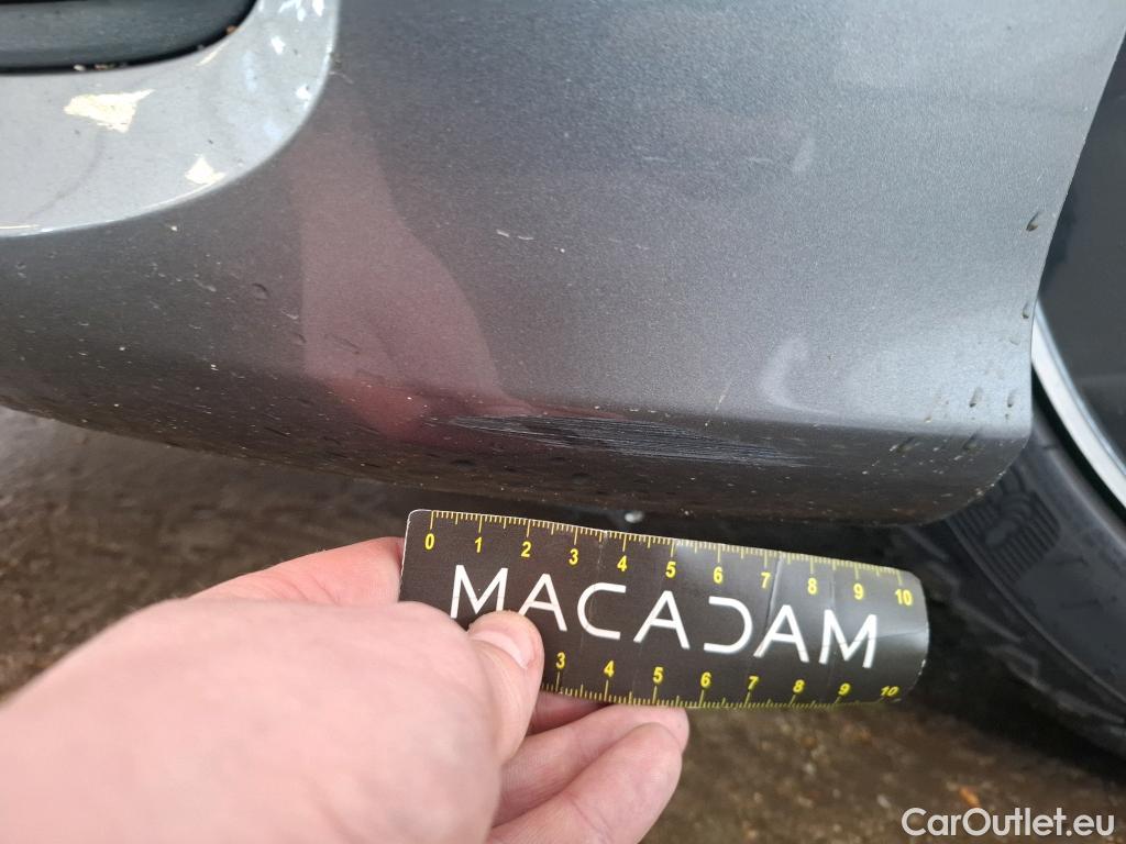  Mercedes  CLA-Klasse MERCEDES-BENZ CLA Coupe / 2019 / 4P / Coupé CLA 180 d Business Line BA8 #9