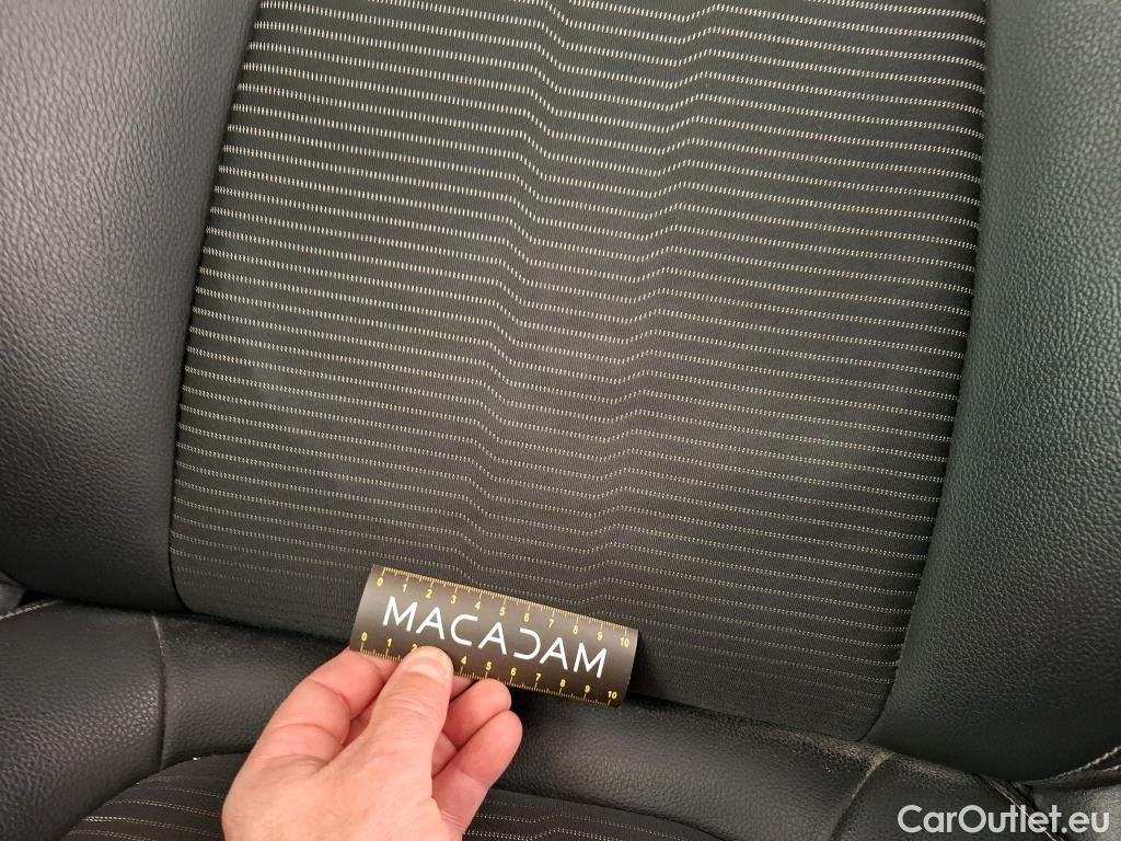  Mercedes  GLA MERCEDES-BENZ  / 2020 / 5P / SUV 2.0  200 D BUSINESS LINE DCT #12