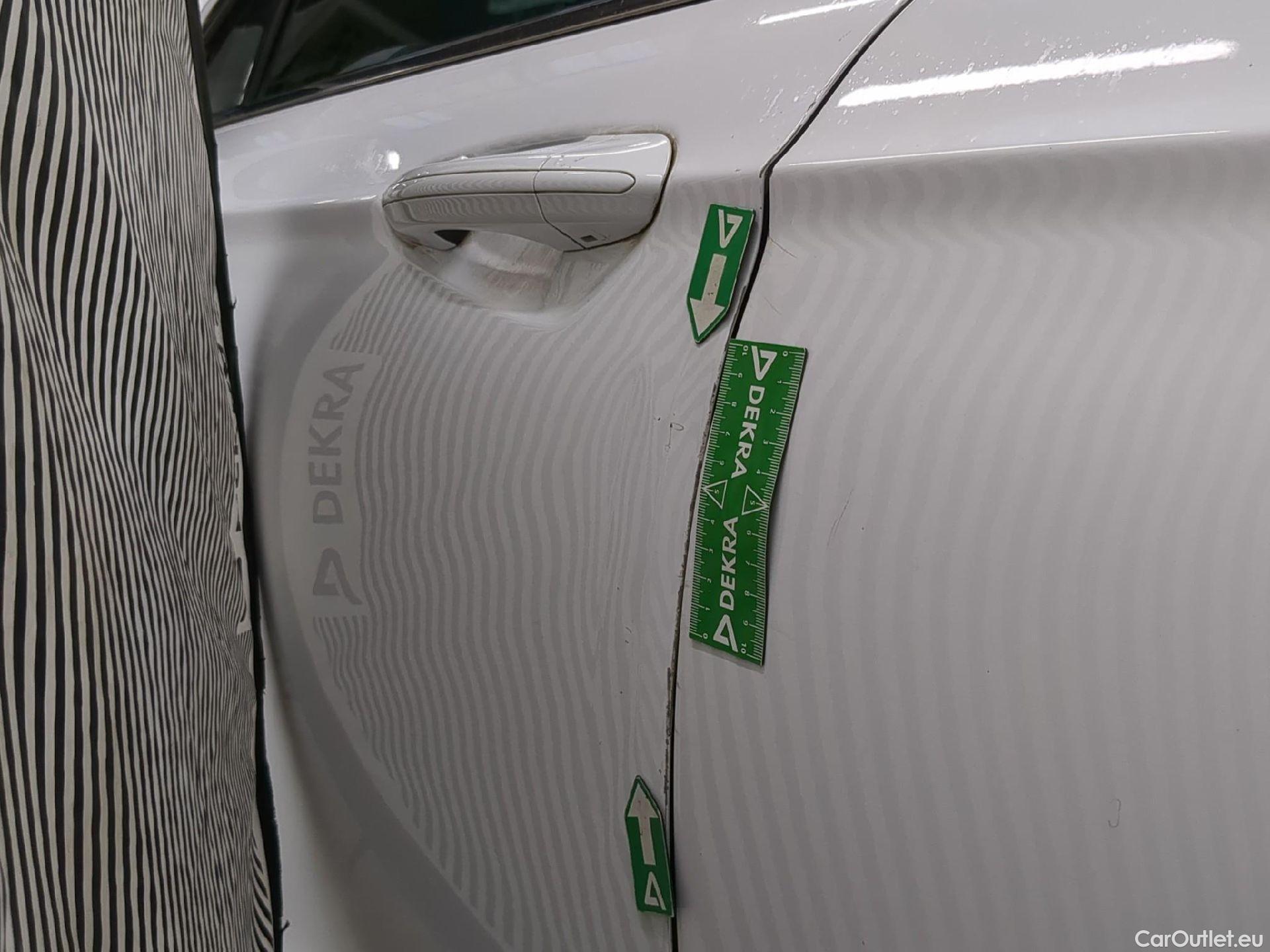  Ford  Mondeo  Turnier Titanium 2.0 EcoBlue 150CV BVA8 E6dT #37