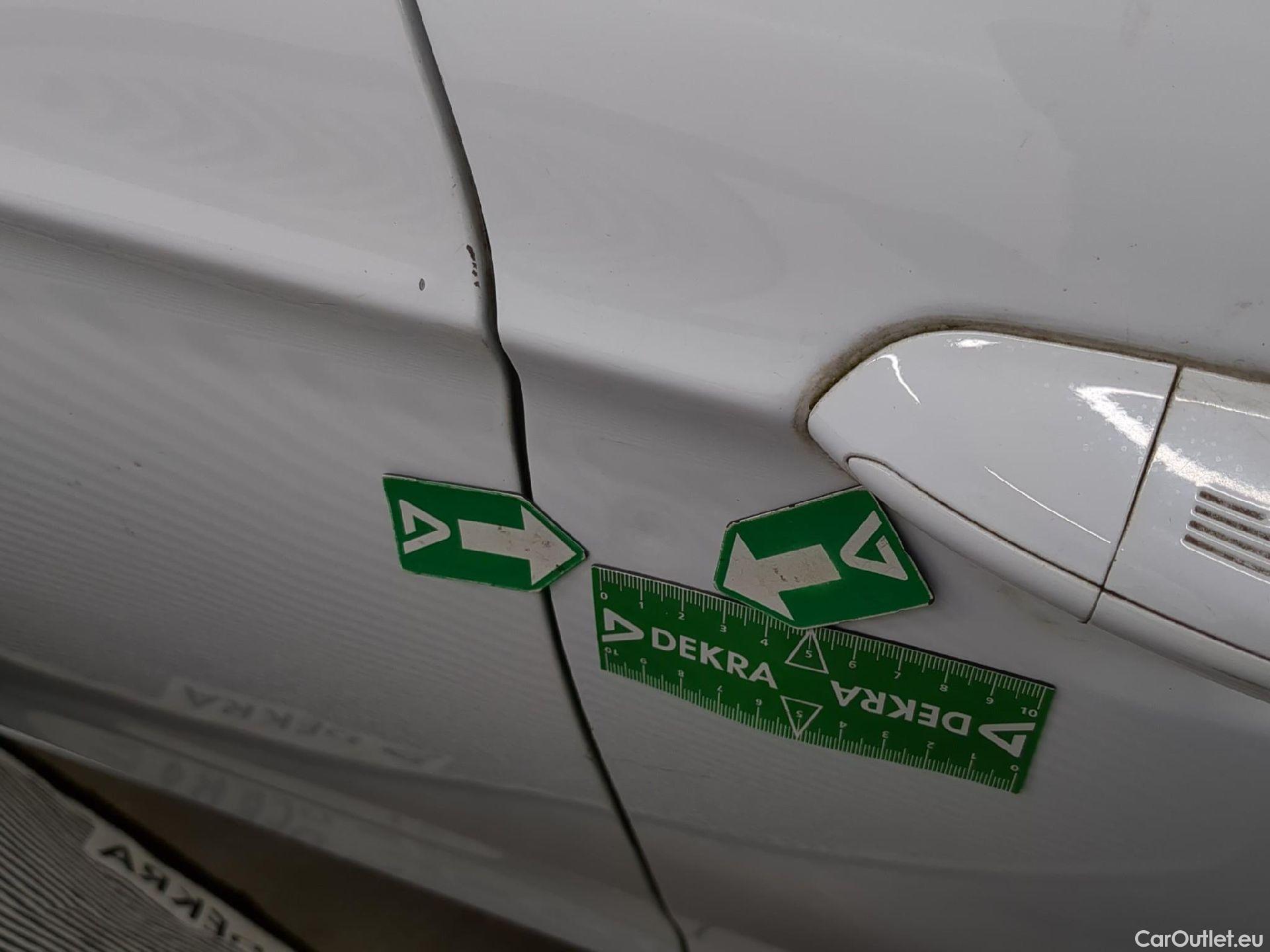  Ford  Mondeo  Turnier Titanium 2.0 EcoBlue 150CV BVA8 E6dT #25