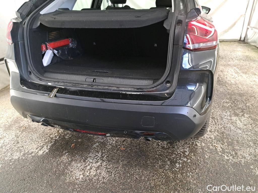  Citroen  C4  Berline Feel 1.2 PureTech 130CV BVA8 E6d #1