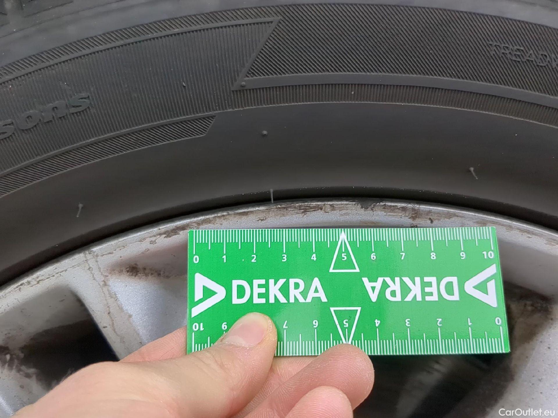  Ford  Mondeo  Turnier Titanium 2.0 EcoBlue 150CV BVA8 E6dT #8