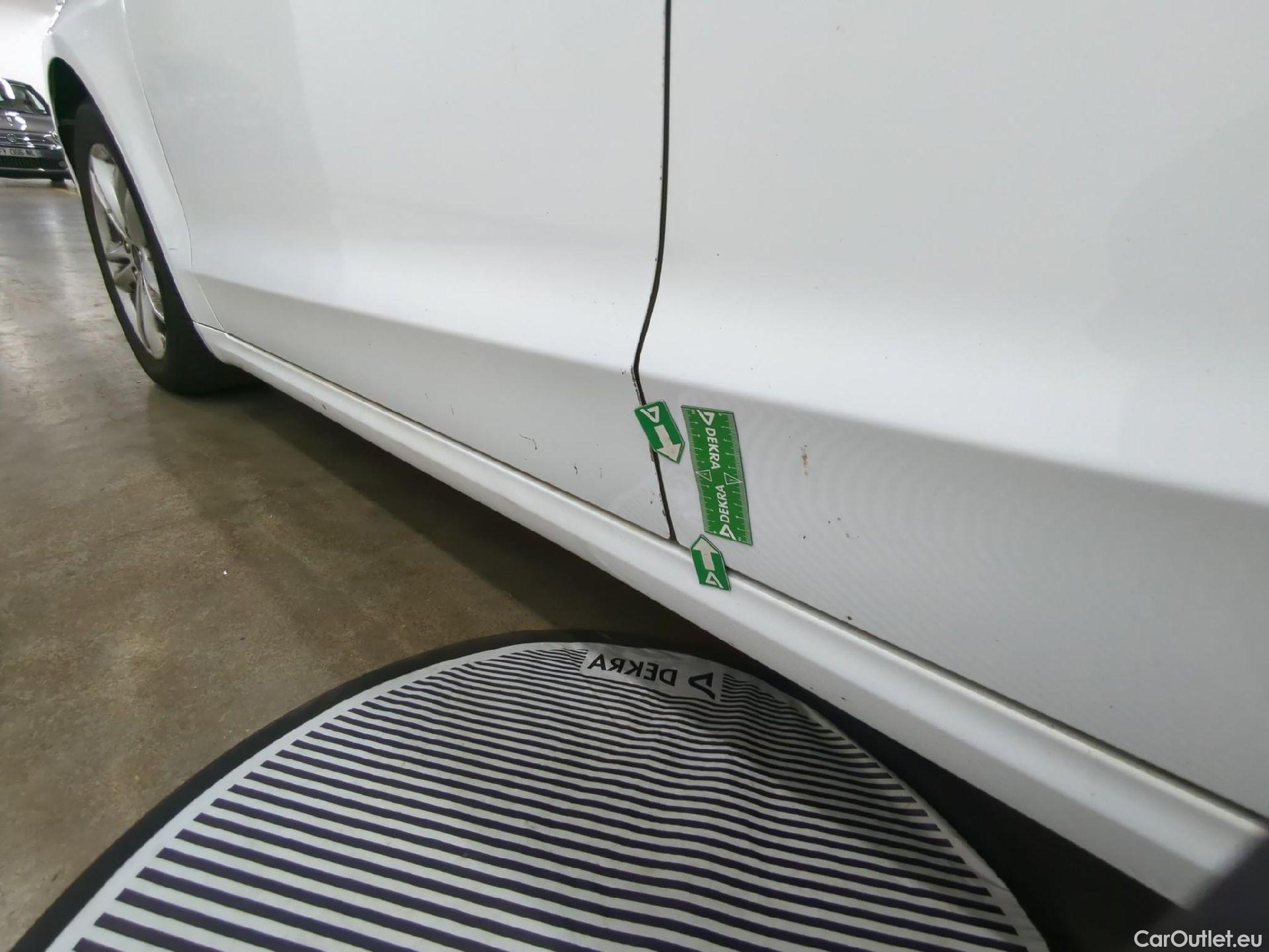  Ford  Mondeo  Turnier Titanium 2.0 EcoBlue 150CV BVA8 E6dT #40