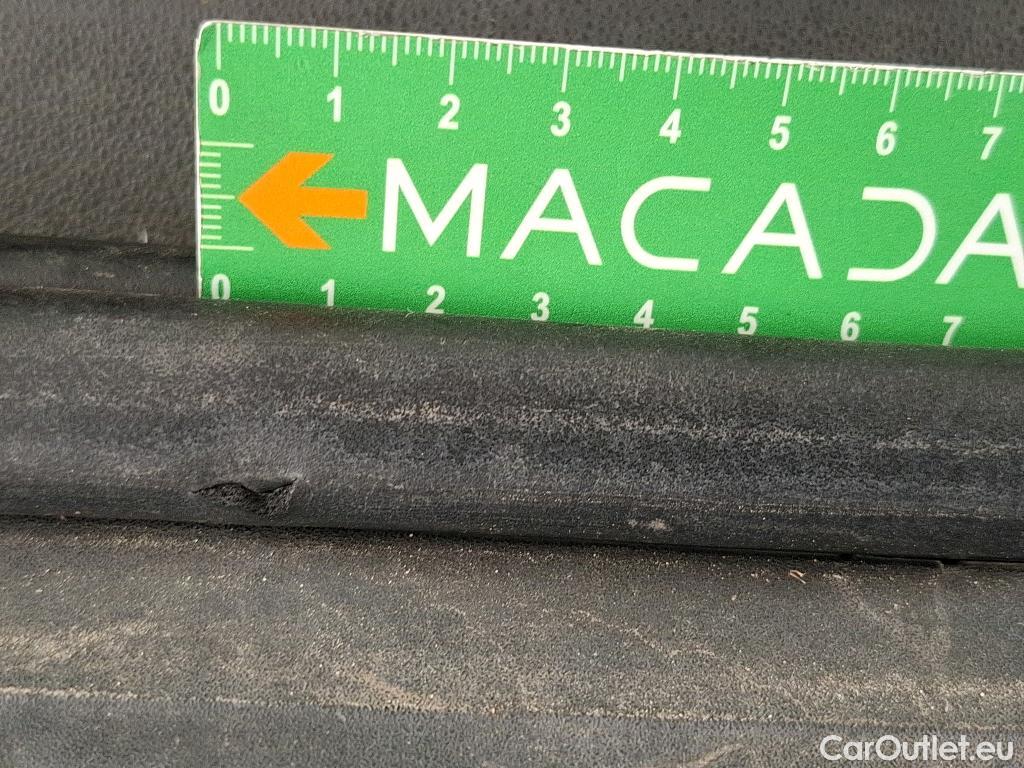  Opel   Grandland X Grandland X Elegance Business 1.5 130CV BVA8 E6d #51