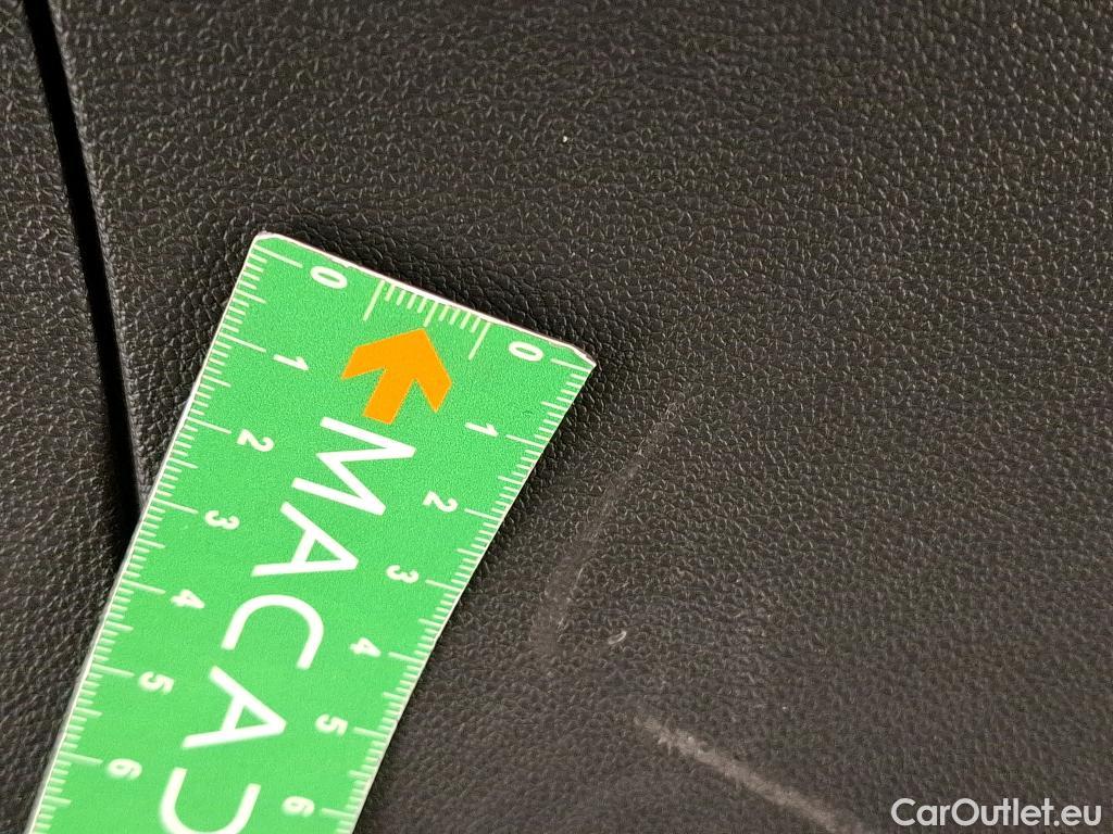  Opel   Grandland X Grandland X Elegance Business 1.5 130CV BVA8 E6d #34