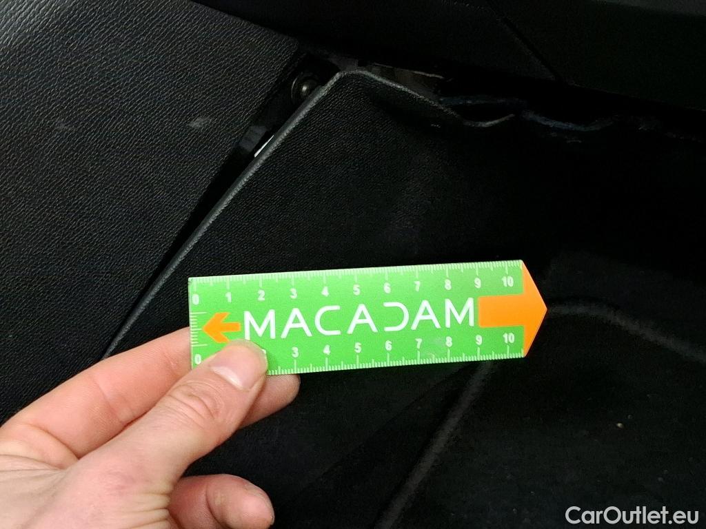  Peugeot  3008  II Active Pack 1.5 HDi 130CV BVA8 E6d #24