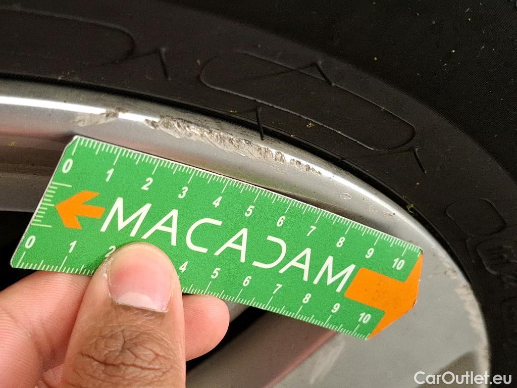  Opel   Grandland X Grandland X Elegance Business 1.5 130CV BVA8 E6d #29