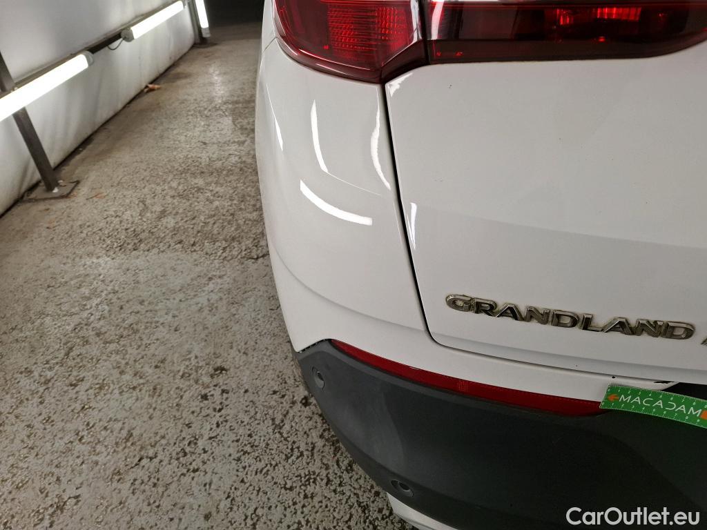 Opel   Grandland X Grandland X Elegance Business 1.5 130CV BVA8 E6d #64