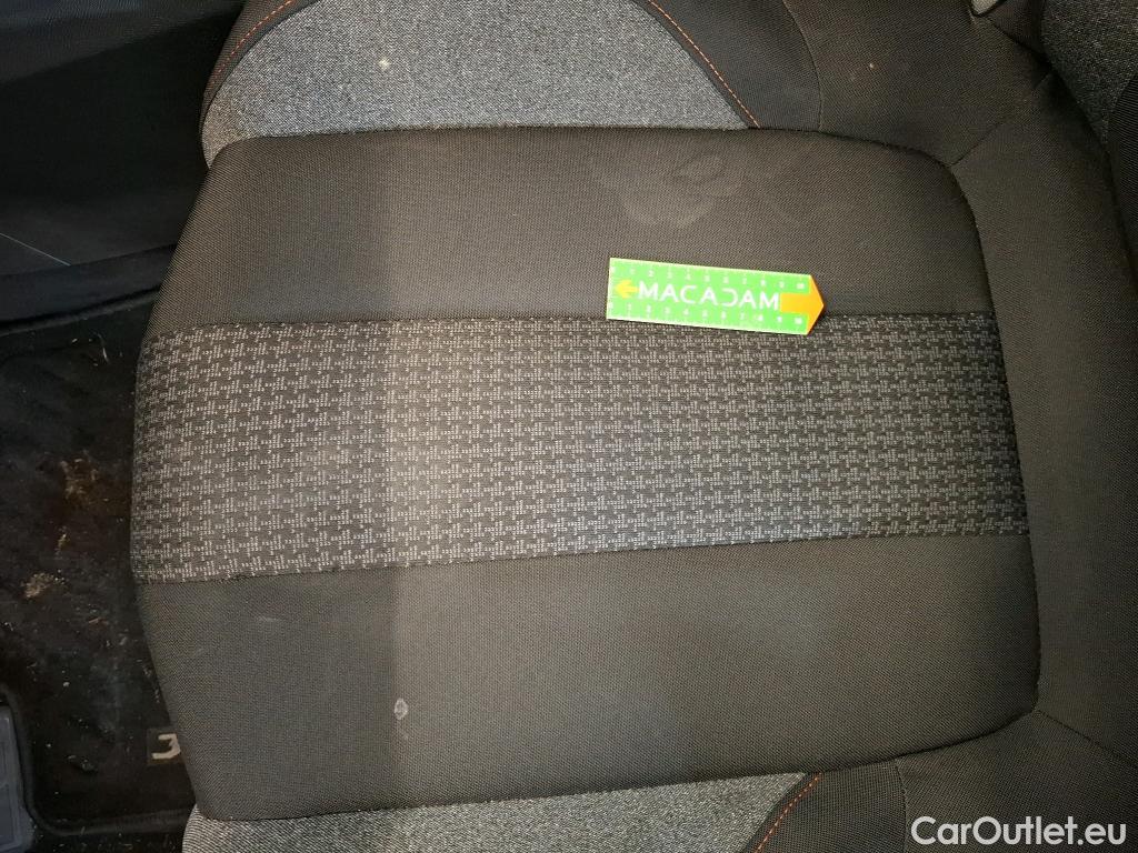  Peugeot  3008  II Active Pack 1.5 HDi 130CV BVA8 E6d #19