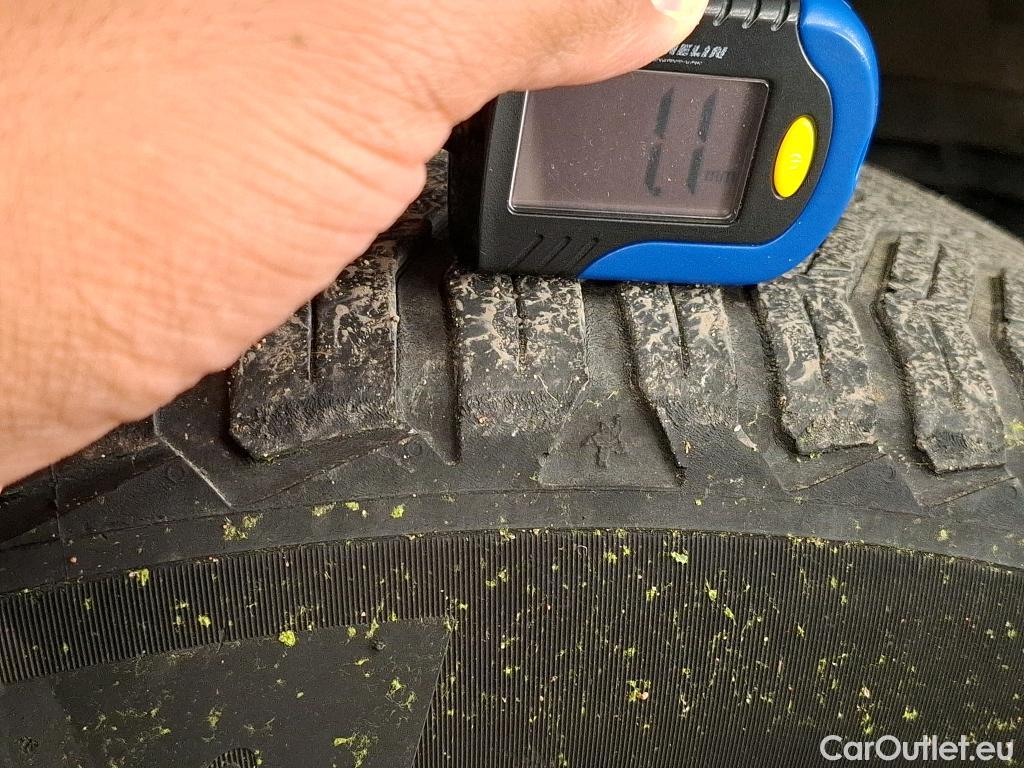  Opel   Grandland X Grandland X Elegance Business 1.5 130CV BVA8 E6d #24