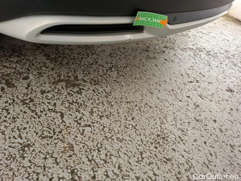  Opel   Grandland X Grandland X Elegance Business 1.5 130CV BVA8 E6d #10