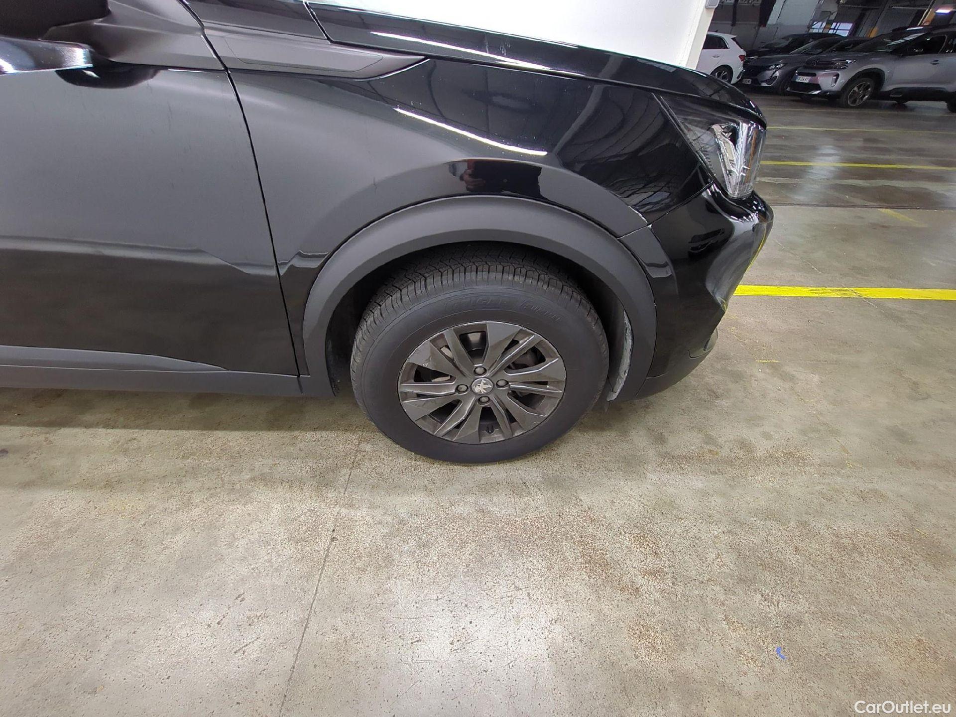  Peugeot  2008  Active Business 1.2 PureTech 130CV BVA8 E6d #2