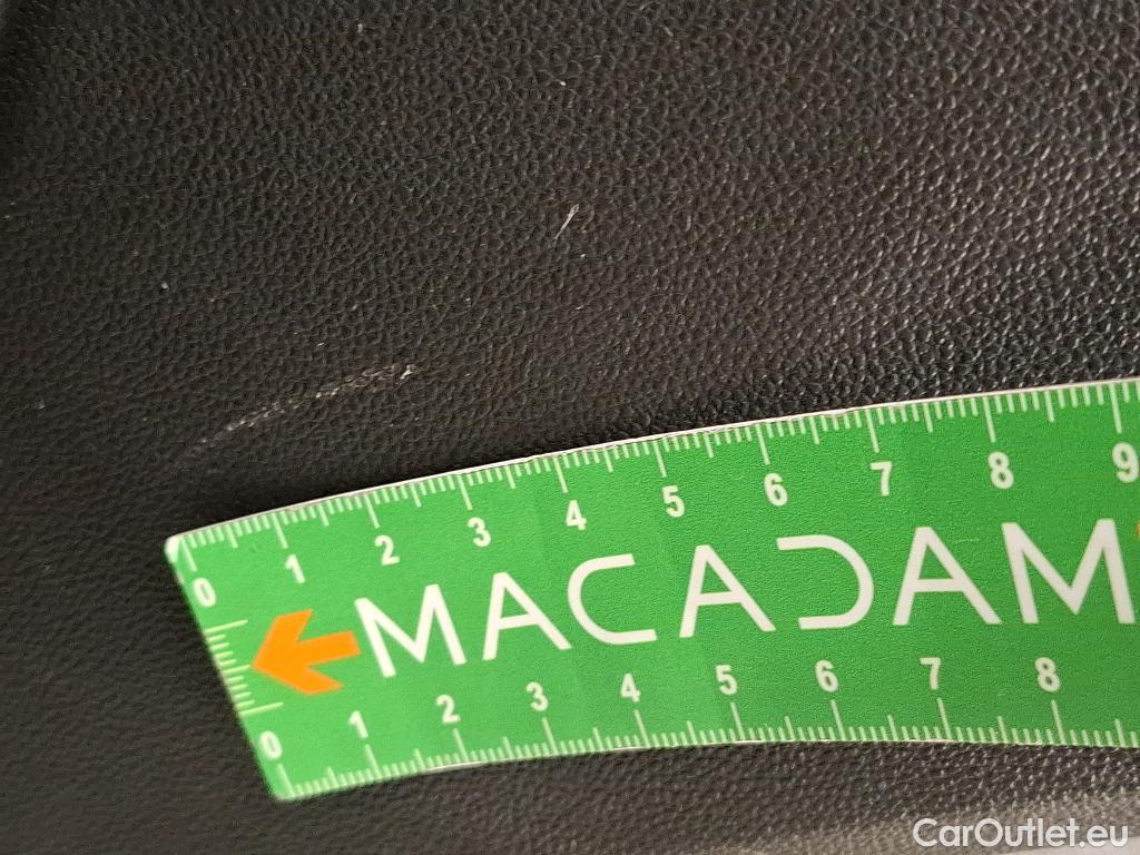  Opel   Grandland X Grandland X Elegance Business 1.5 130CV BVA8 E6d #43