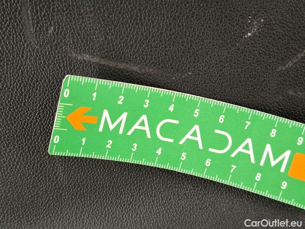  Opel   Grandland X Grandland X Elegance Business 1.5 130CV BVA8 E6d #33