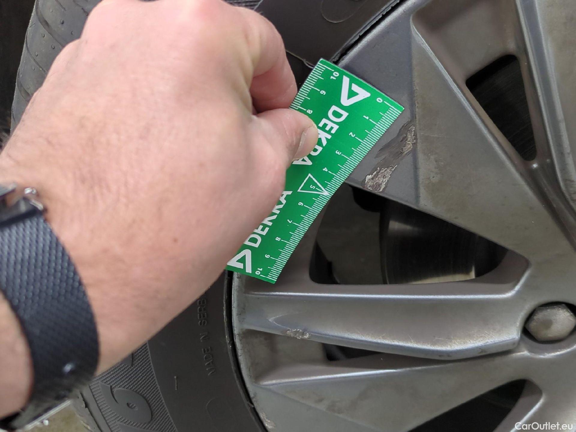  Peugeot  2008  Active Business 1.2 PureTech 130CV BVA8 E6d #5