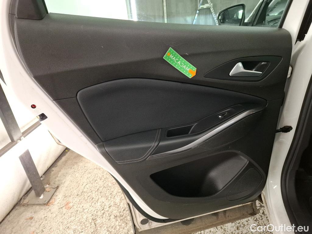  Opel   Grandland X Grandland X Elegance Business 1.5 130CV BVA8 E6d #47