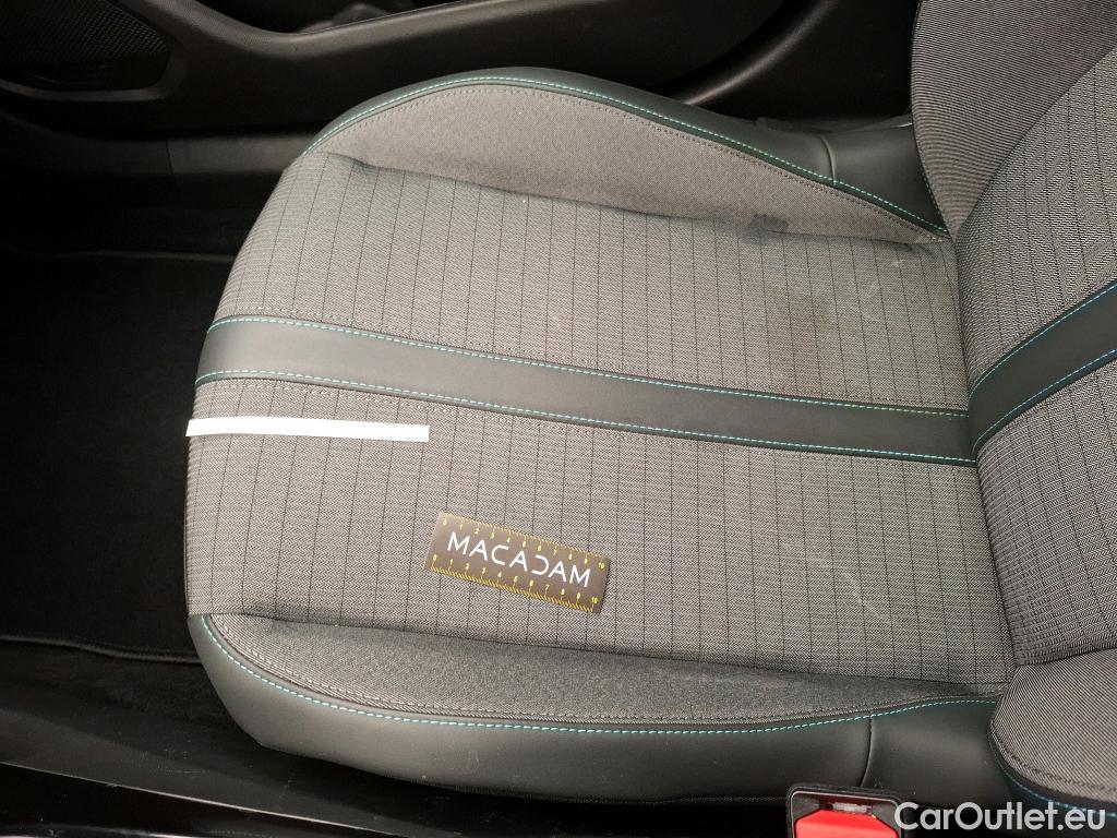  Peugeot  2008  Allure Pack 1.2 PureTech 130CV BVM6 E6d #25