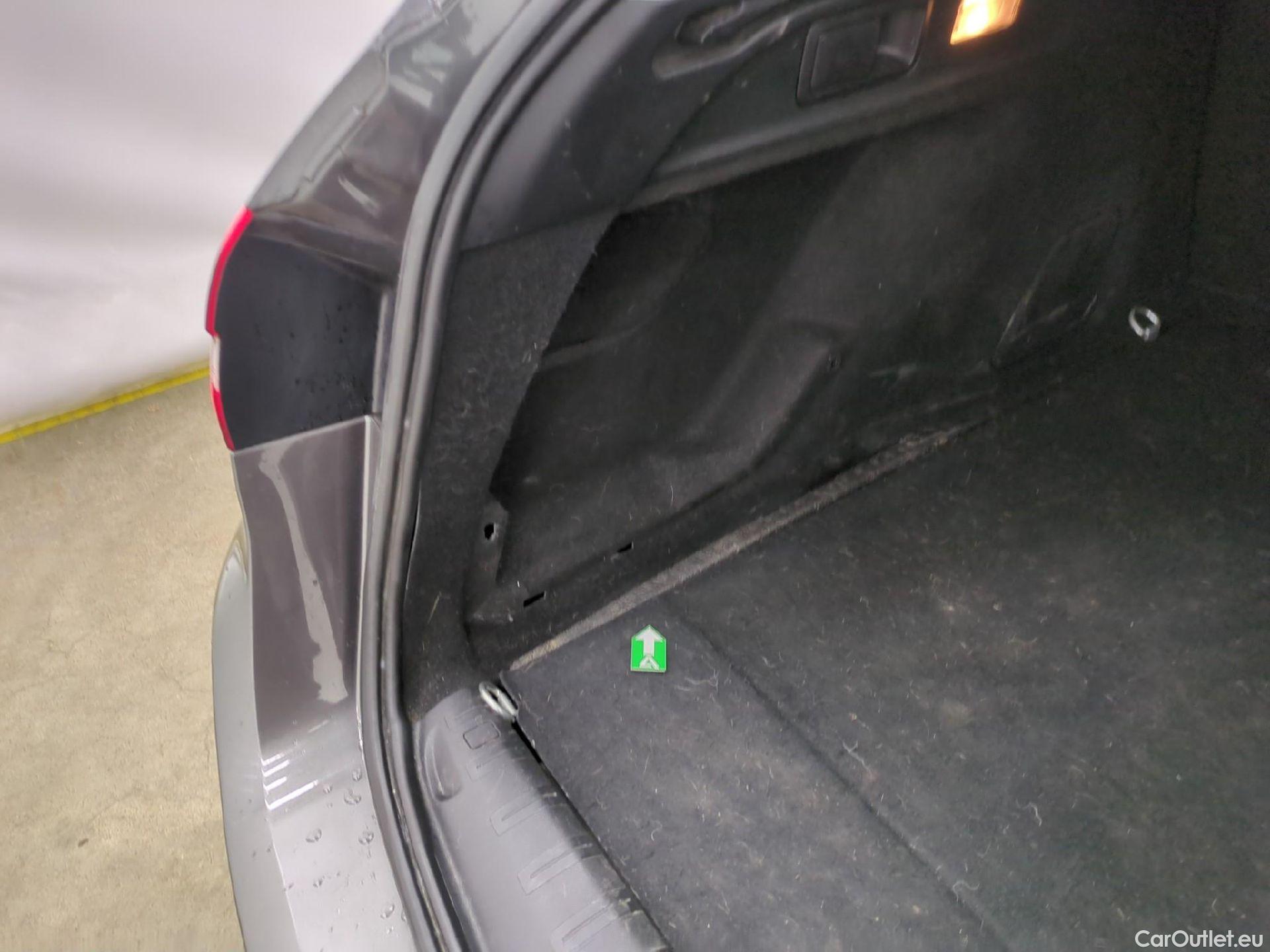  Peugeot  308  SW Active Business 1.5 HDi 130CV BVA8 E6d #12