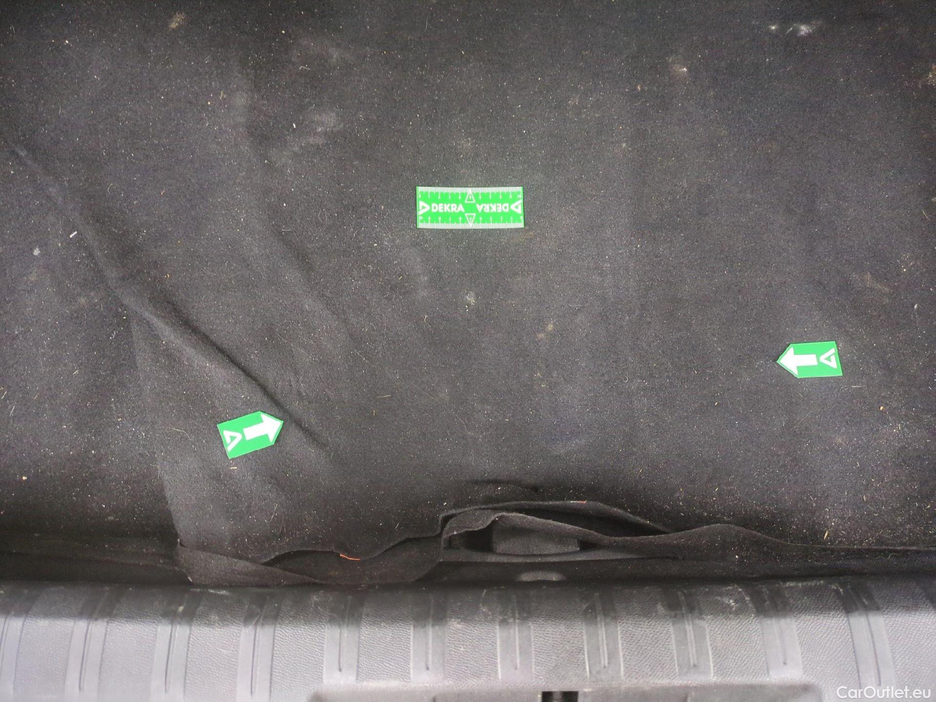  Peugeot  308  Active Business 1.5 #17