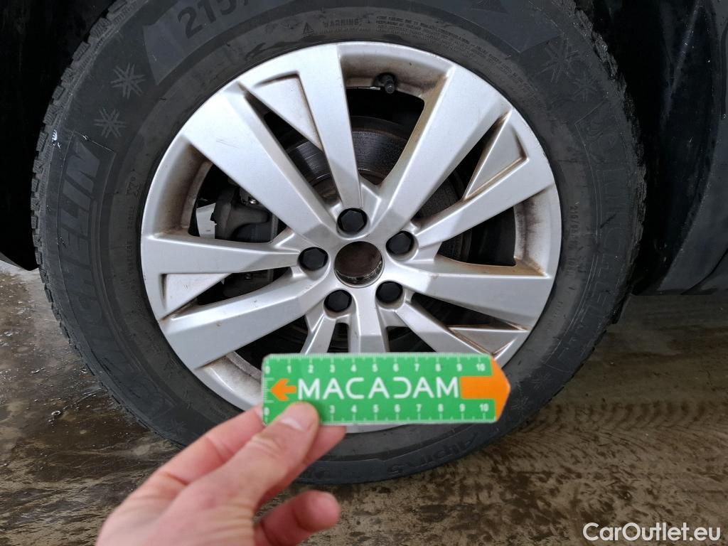  Peugeot  3008  Active Business 1.5 HDi 130CV BVM6 E6d #10