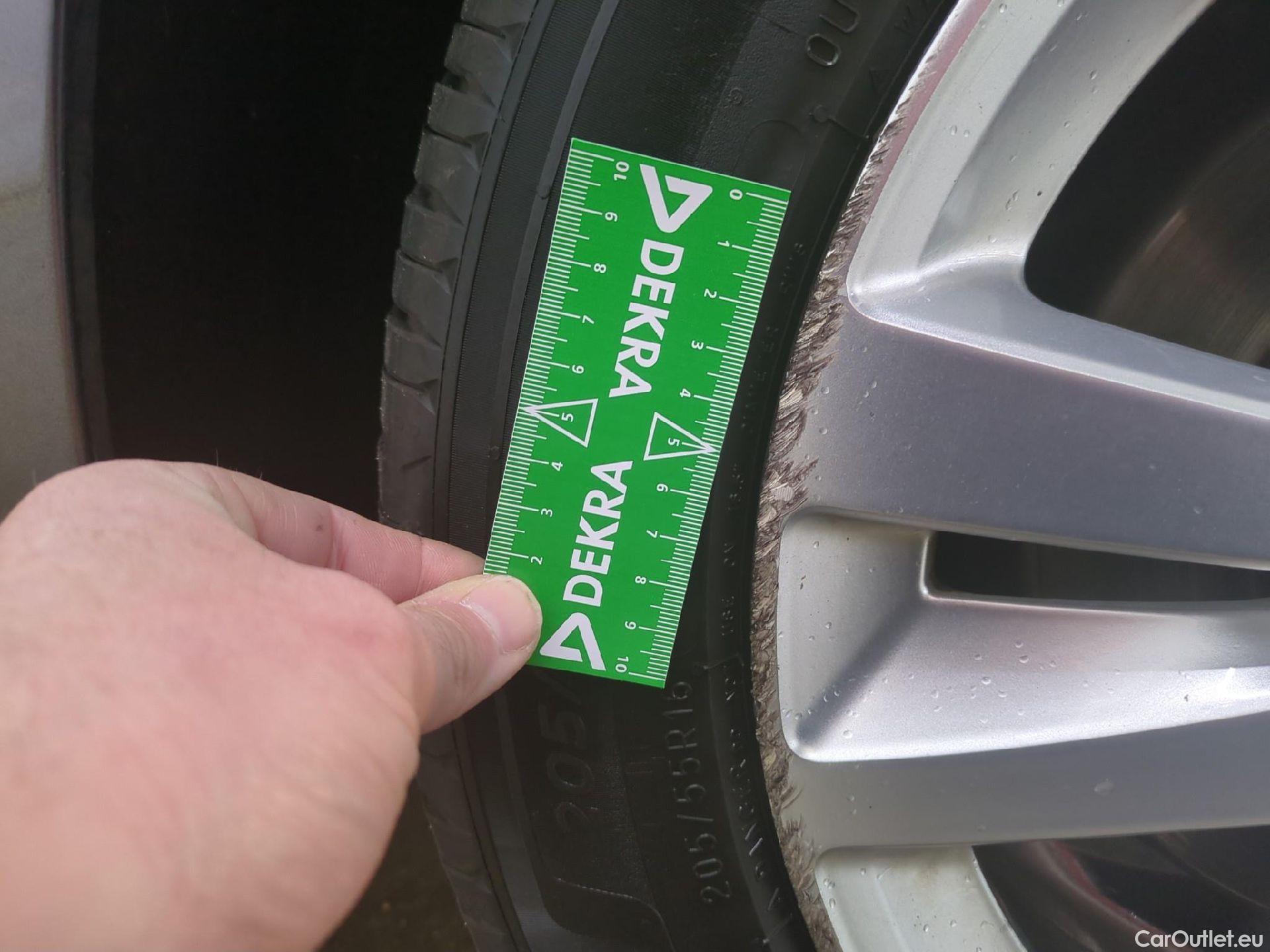  Peugeot  308  Active Business 1.5 #27