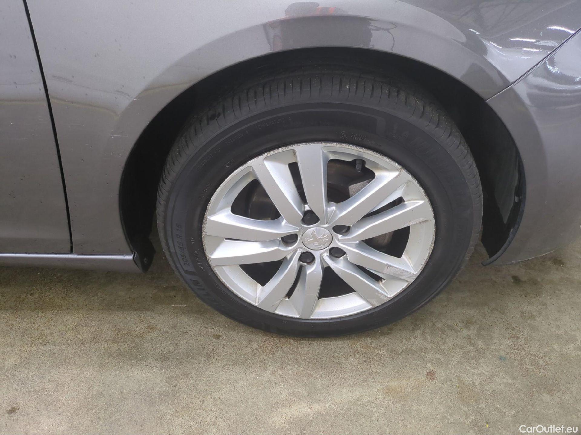  Peugeot  308  Active Business 1.5 #30