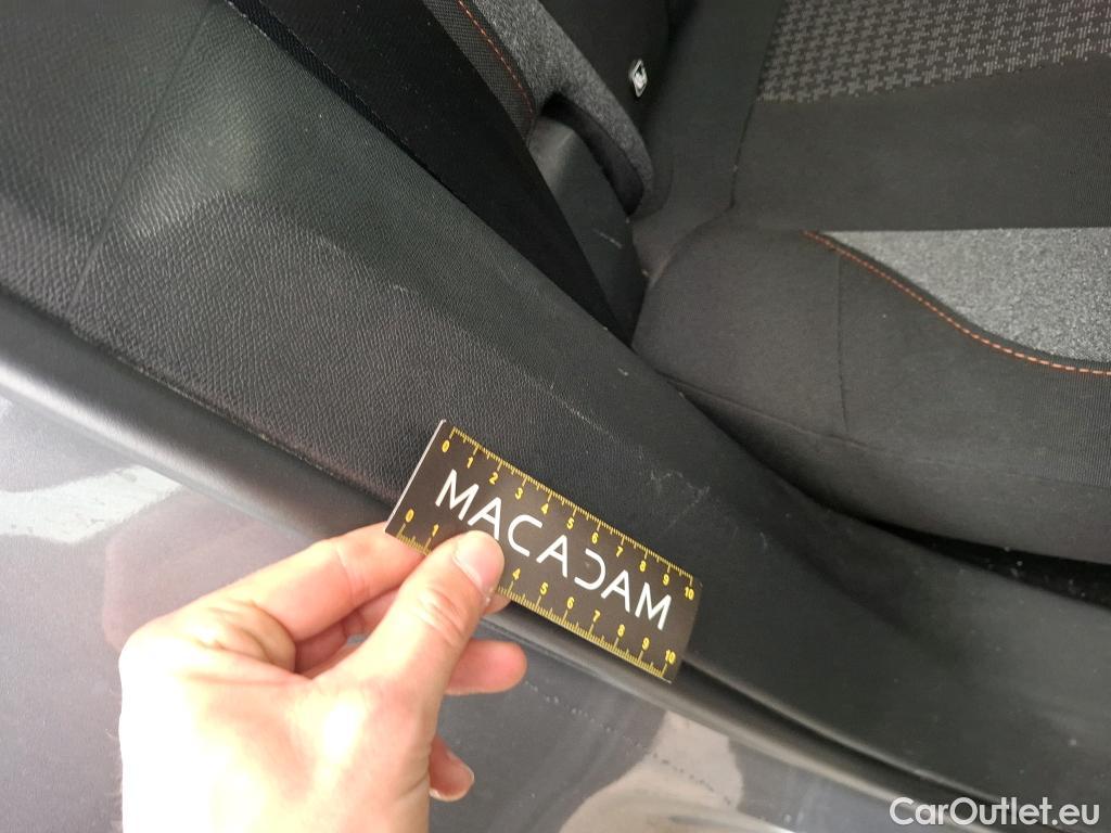  Peugeot  3008  Active Business 1.5 HDi 130CV BVA8 E6d #35