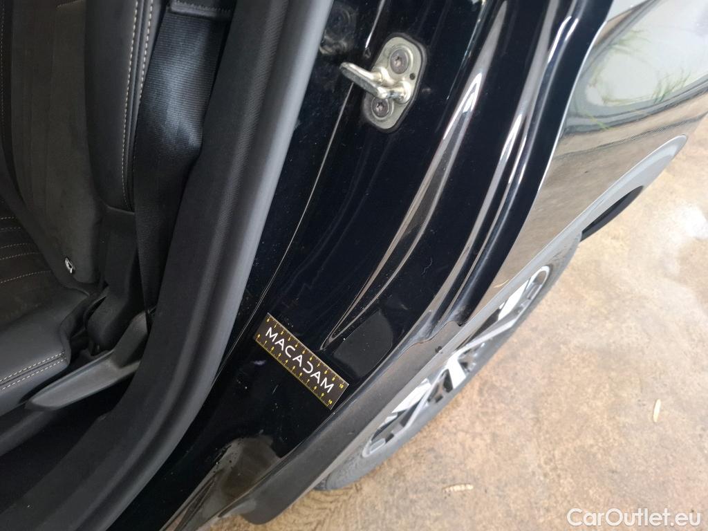  Peugeot  5008 PEUGEOT  / 2020 / 5P / SUV BlueHDi 130 S&S EAT8 GT Pack #1