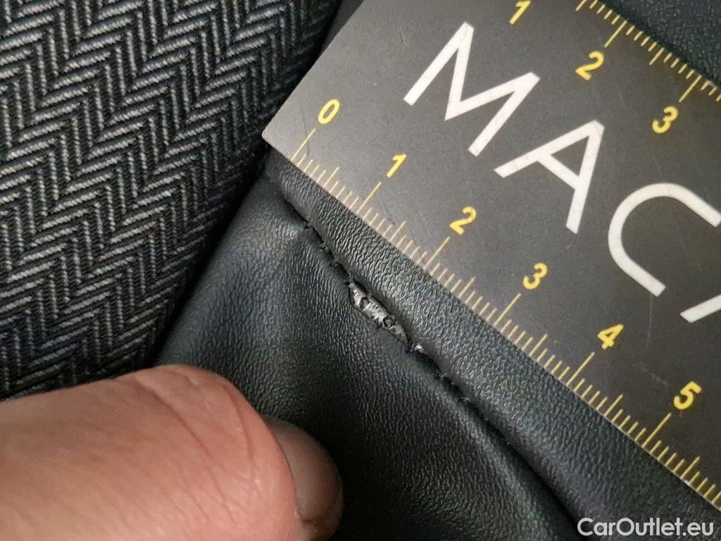  Peugeot  3008  Allure 1.5 HDi 130CV BVA8 E6d #34