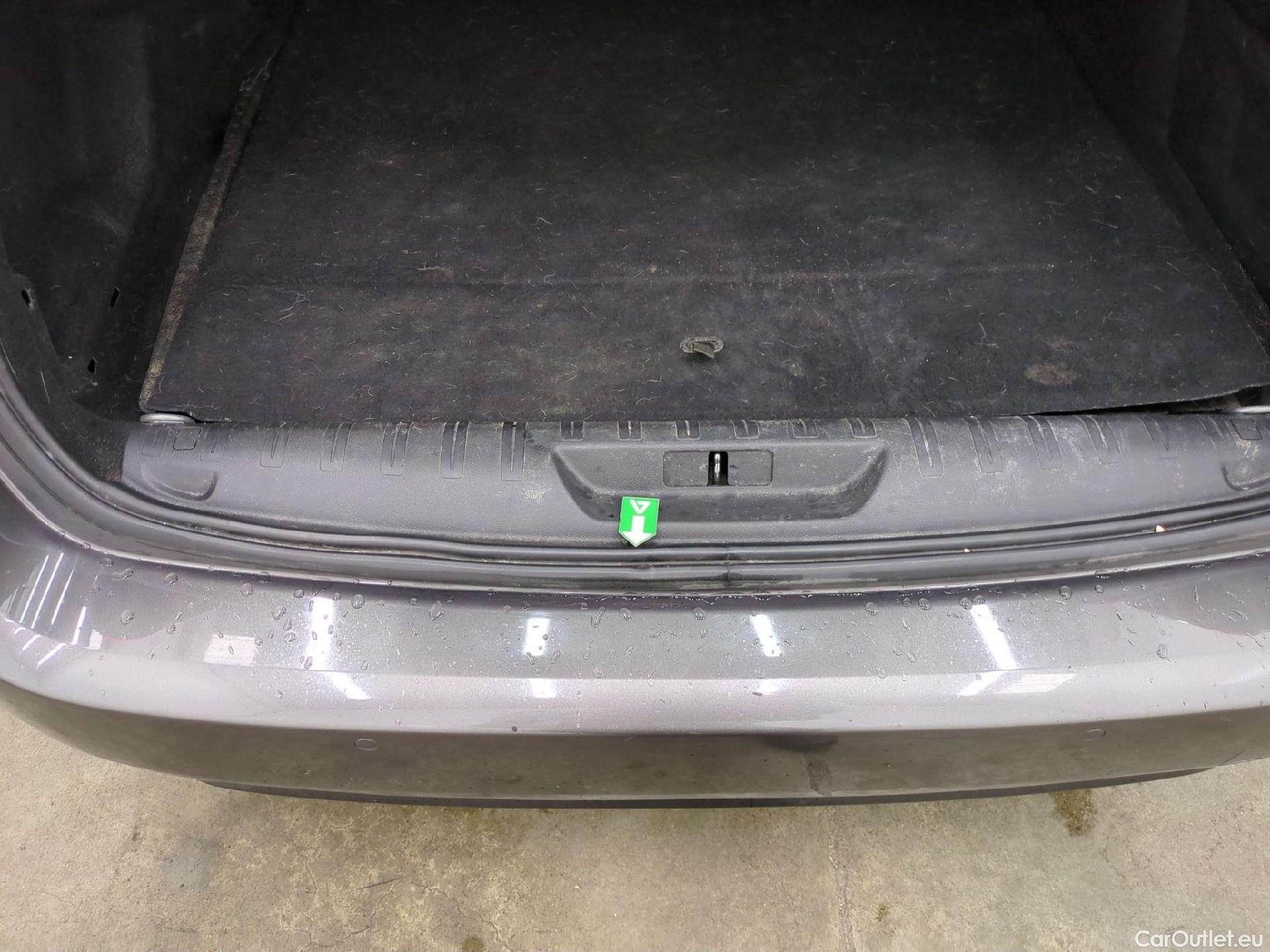  Peugeot  308  SW Active Business 1.5 HDi 130CV BVA8 E6d #8