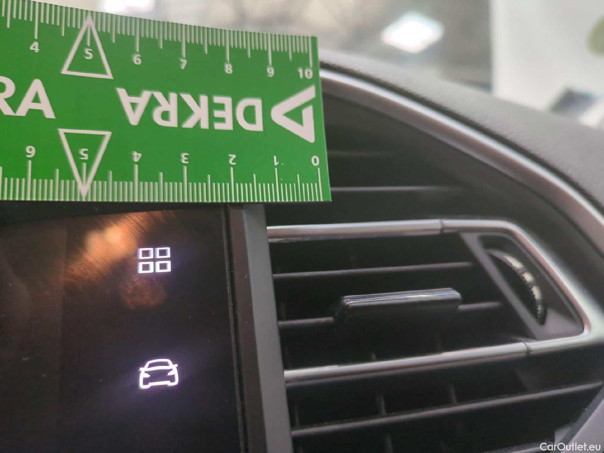  Peugeot  308  Active Business 1.5 #9