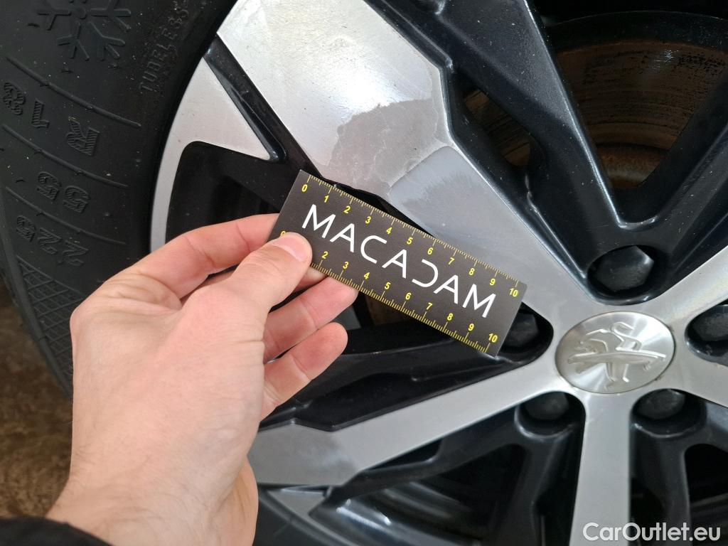  Peugeot  5008 PEUGEOT  / 2020 / 5P / SUV BlueHDi 130 S&S EAT8 GT Pack #14