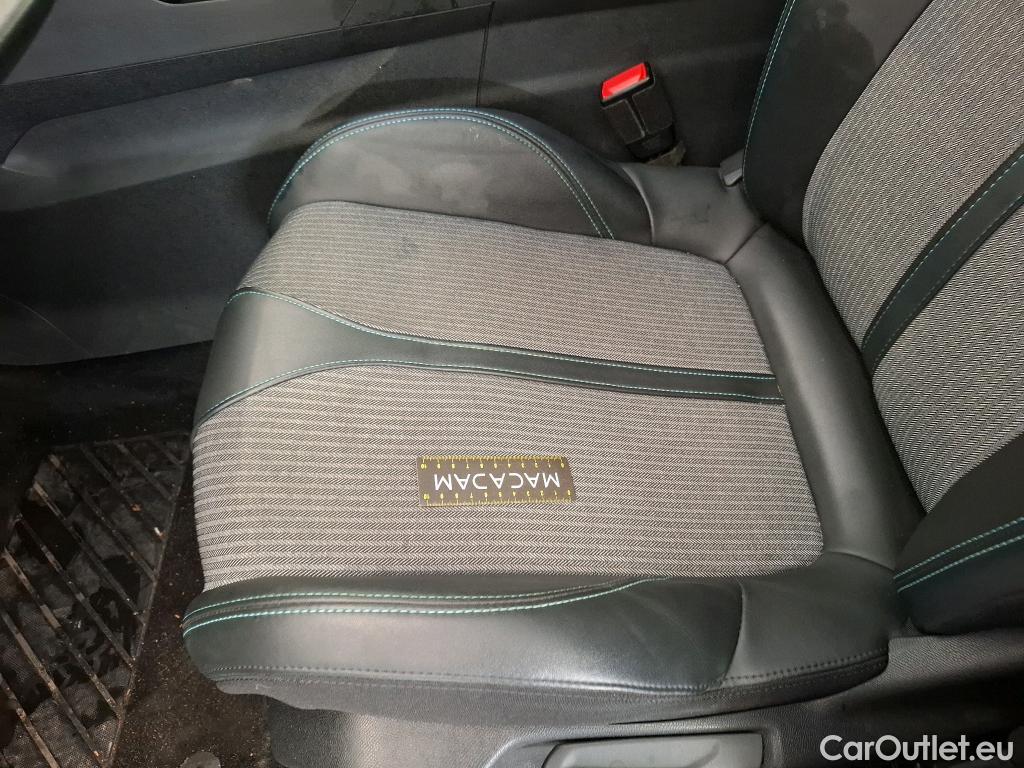  Peugeot  3008  Allure 1.5 HDi 130CV BVA8 E6d #32