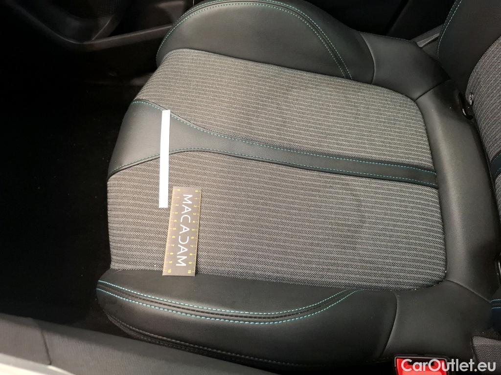  Peugeot  3008  Allure 1.5 HDi 130CV BVA8 E6d #42